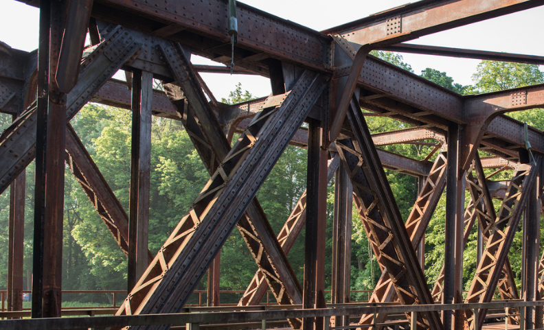 Stinson Serves as Legal Counsel in Innovative Redevelopment of Historic Rock Island Bridge